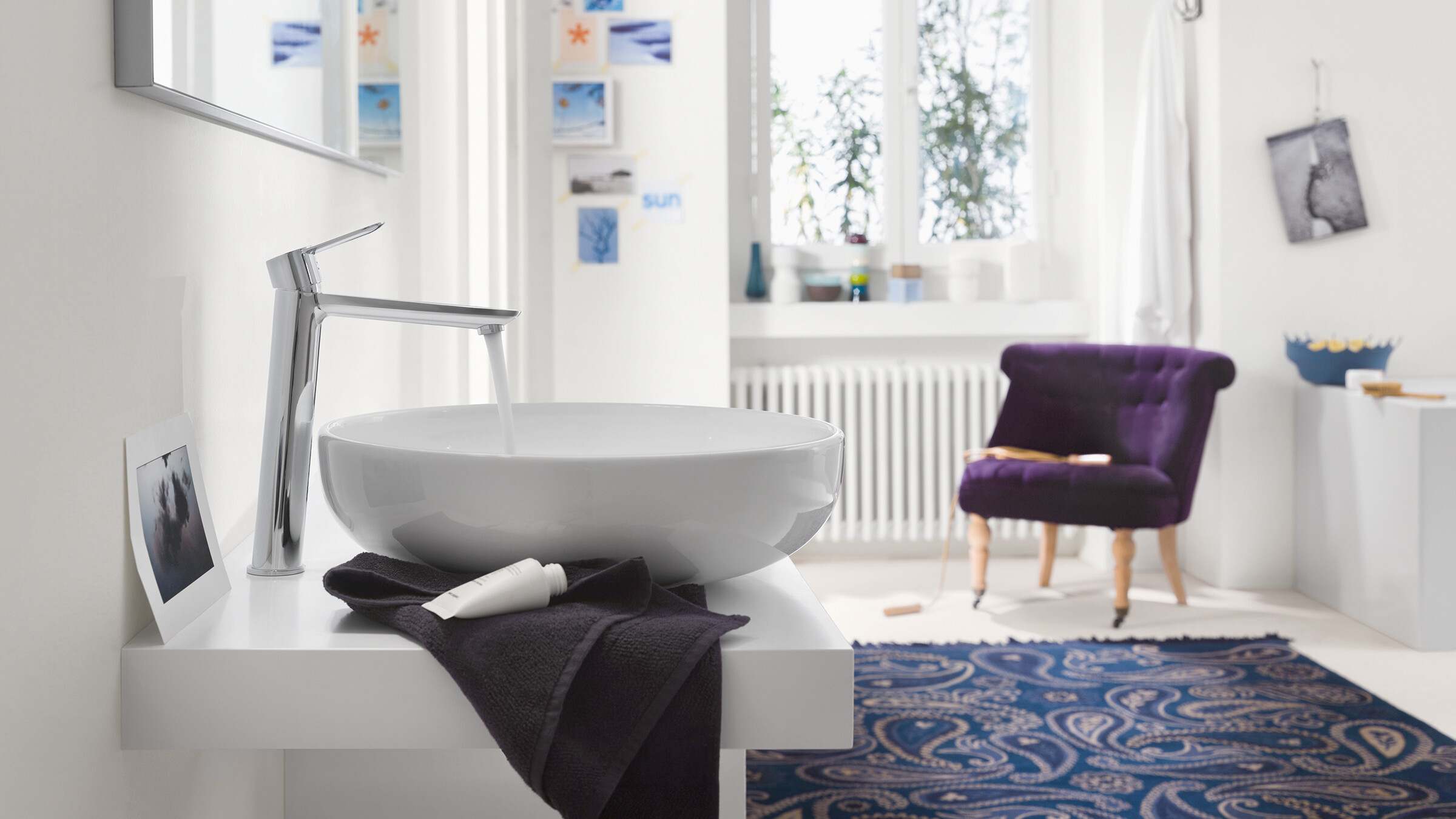 Vista de perfil de una griferia Sand Cromo